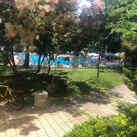 Yassen Close To Sea And Apartment