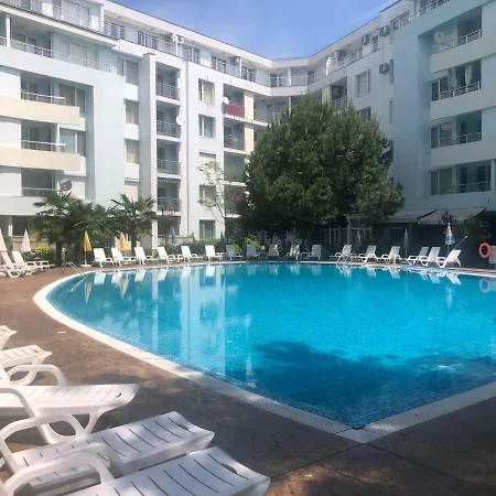 Yassen Close To Sea And * Sunny Beach